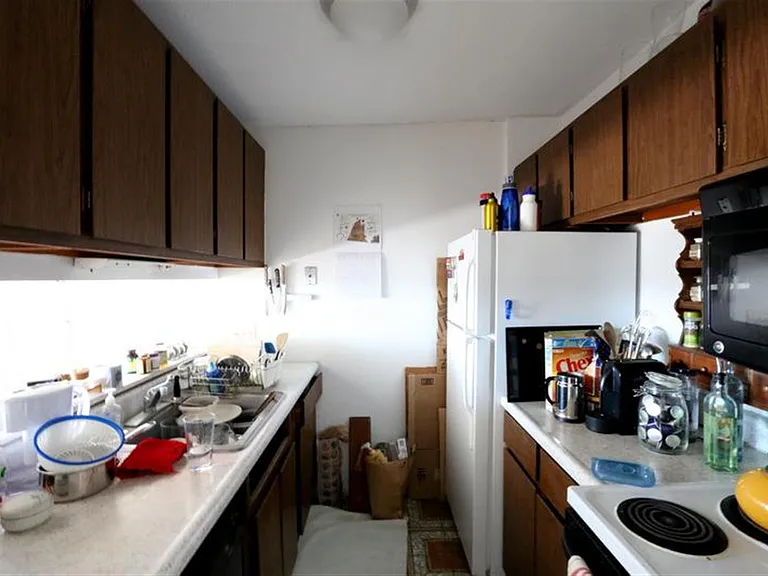 31 Belmont St #1 — Photo 2