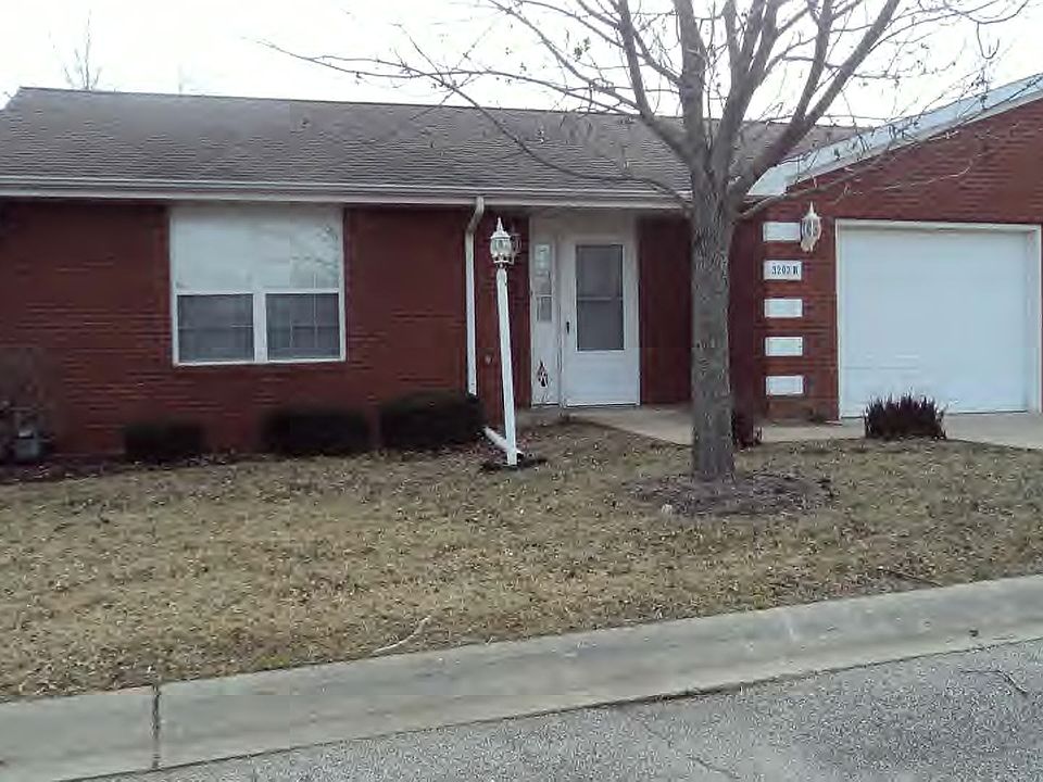 1st image of 3202 Freedom Ct APT B