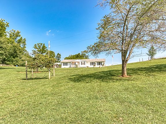 3rd image of 424 Whetstone Dr