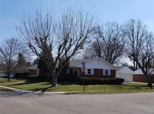 726 Buckskin Trl, Xenia, OH 45385