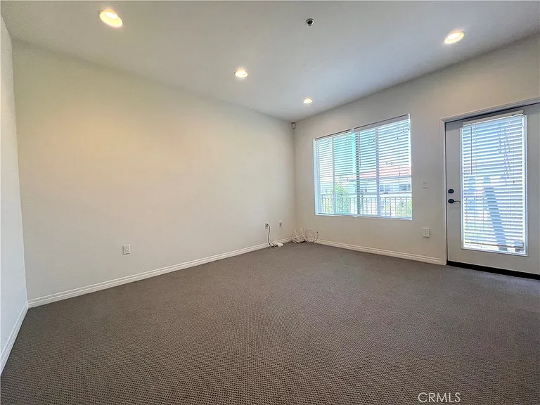 6020 Seabluff Dr #402 — Photo 7