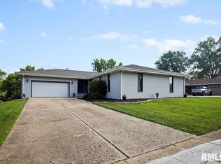 55 Pine Cv, Springfield, IL 62712