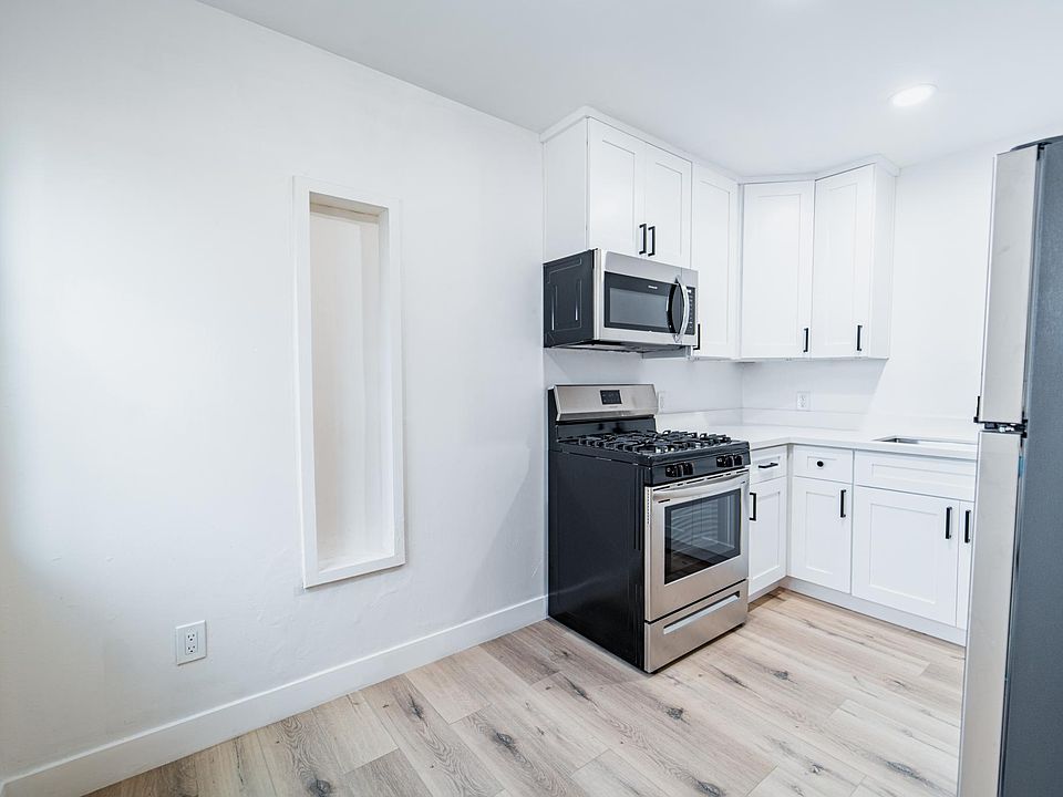 1st image of 4673 32nd St #1