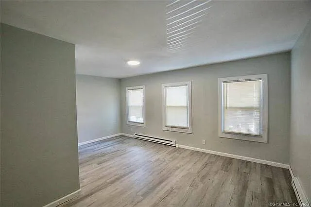 389 Orchard St — Photo 17