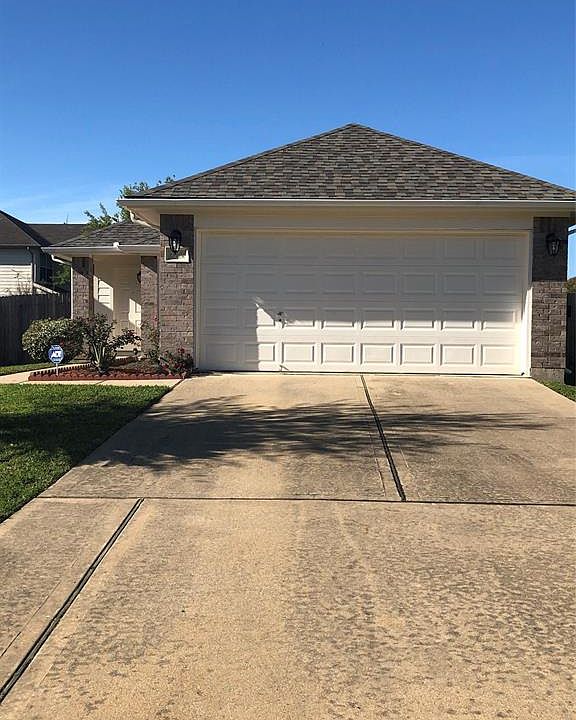 1st image of 19402 Montclair Meadow Ln