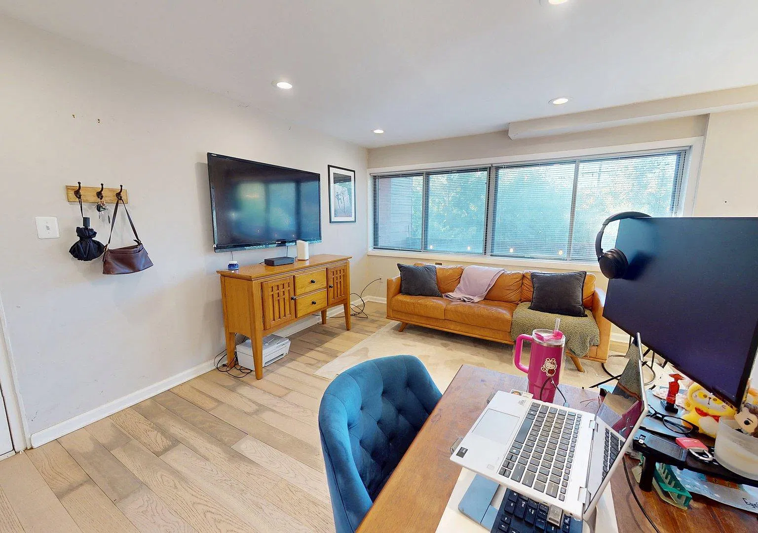1 bed, 1.0 bath, 687 sqft, $1,850 — Photo 3