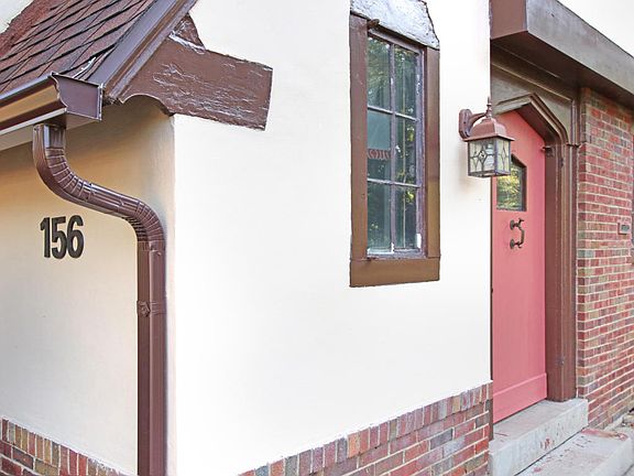 3rd image of 156 Orchard Ave