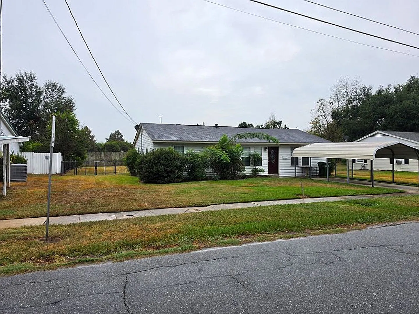 Rayville, LA - Furnished 3Bedroom/1Bath Home — Photo 2