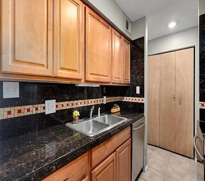 7615 E Quincy Ave #202 — Photo 3