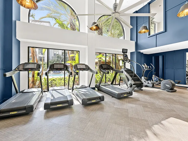 IMT Laguna Niguel — Photo 25