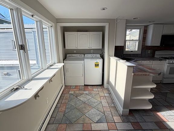 5th image of 18 Grove St #2