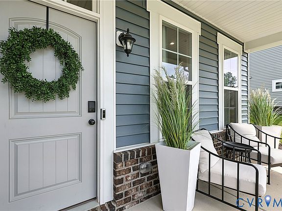3rd image of 7062 Rivermere Lane Gln