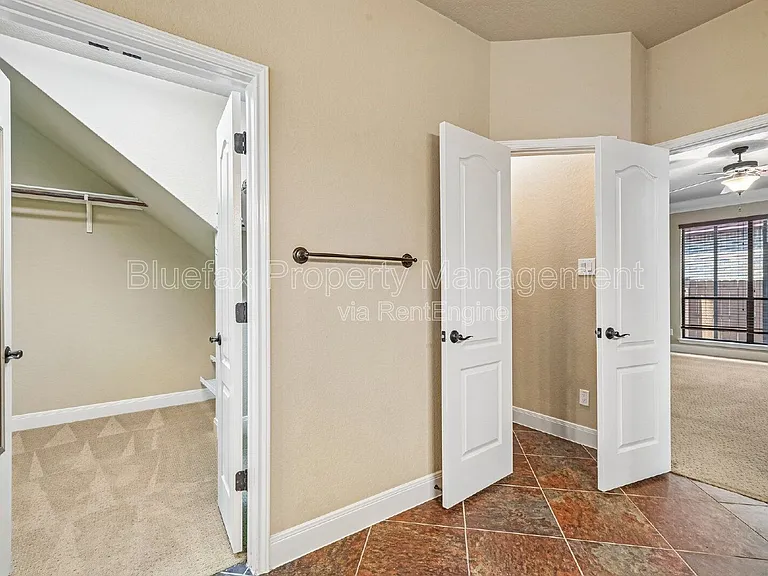 7654 Culebra Valley — Photo 21