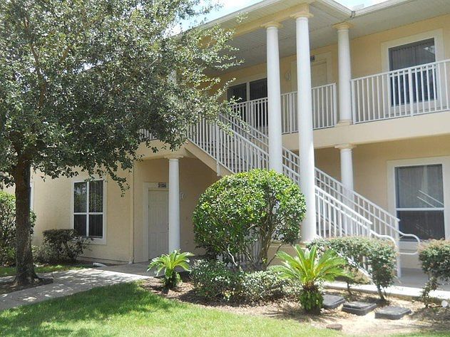 1st image of 3103 Sun Lake Ct APT A