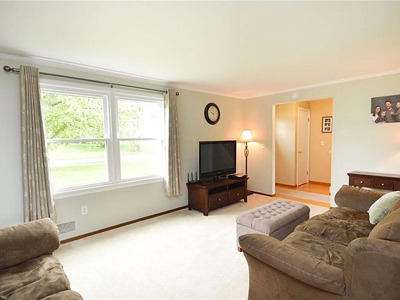 5th image of 52 Delemere Blvd