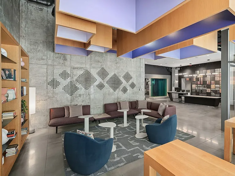 Lobby lounge