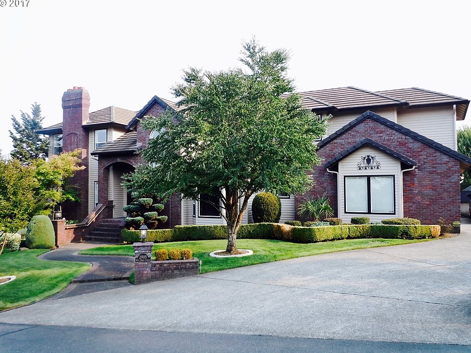 1st image of 2905 NE 156th St
