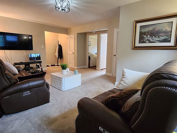 2nd image of 3410 94th St APT 3B