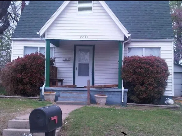2735 E 1st St S, Tulsa, OK 74104
