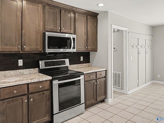 2nd image of 122 Brawley Dr