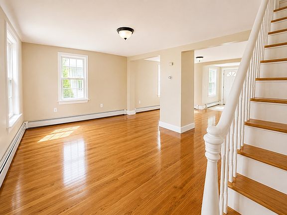4th image of 11 Harrison St #11
