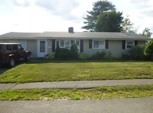 32 Louise Rd, Holbrook, MA 02343