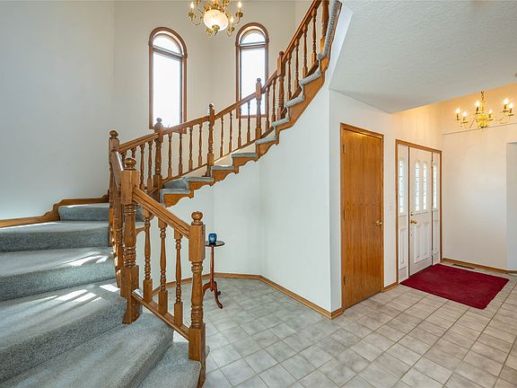 2nd image of 4514 47th St