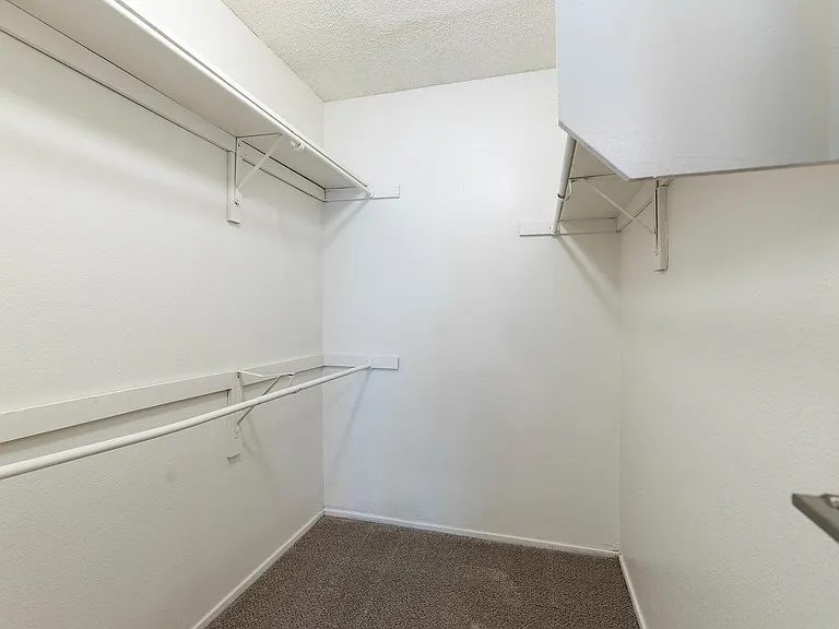 Walk in Closet