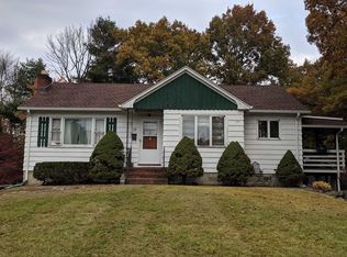 15 Forrest Ct, Poughkeepsie, NY 12603