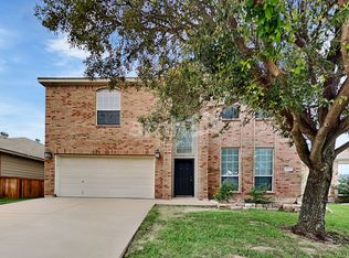 14129 Cedar Post Dr, Fort Worth, TX 76114