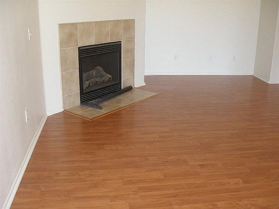 5th image of 14761 Indian Wells Dr