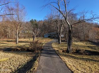 20064 Alberta St, Oneida, TN 37841