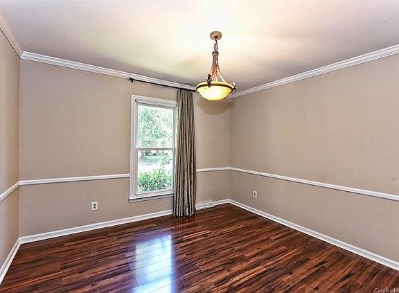 5th image of 6901 Marlbrook Dr