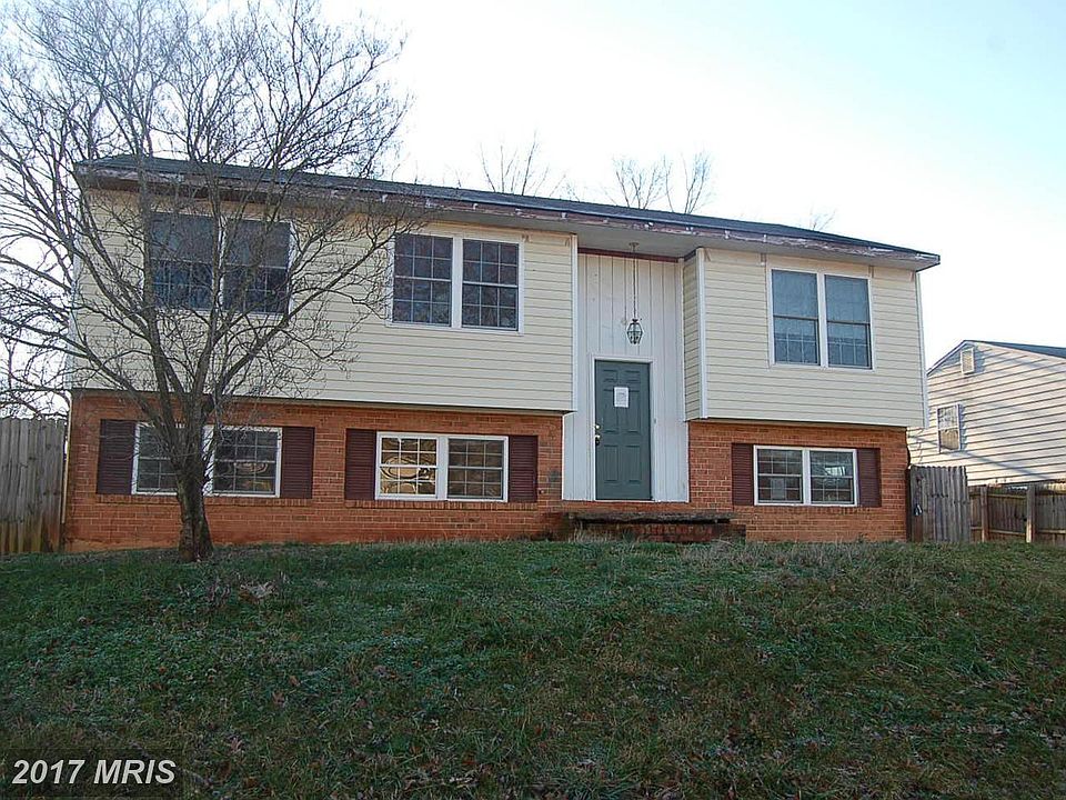 1st image of 825 Galway Ln