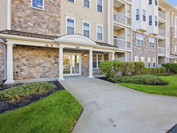 424 John Mahar Hwy Unit 103, Braintree, MA 02184