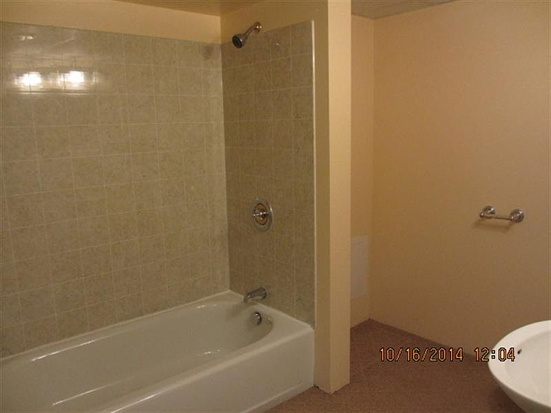 2nd image of 2405 Linden Ave SE