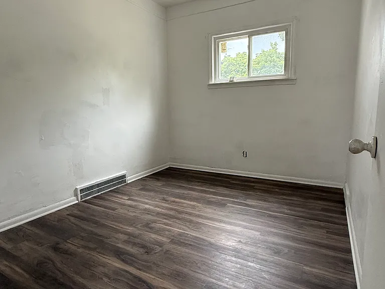 2595 Casper St — Photo 5