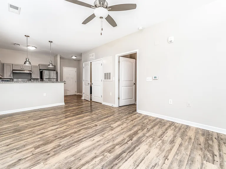 Stella's Place Apartments — Photo 36