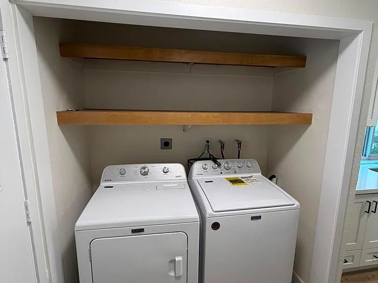 2410 Tocayo Ave #132 — Photo 9