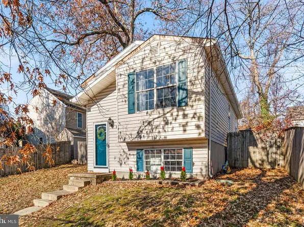 802 203rd St, Pasadena, MD 21122