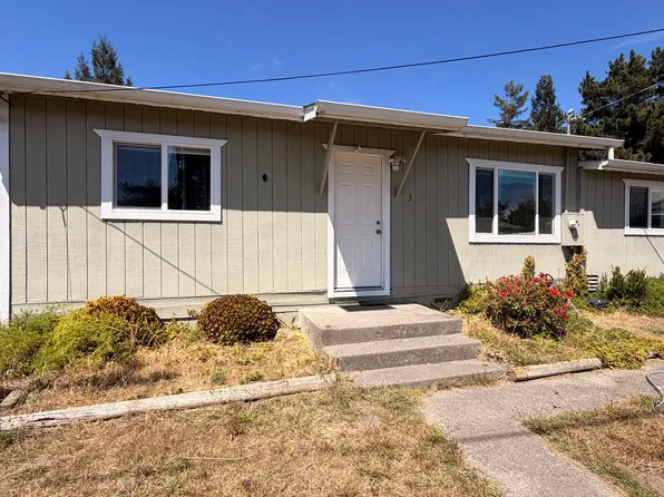225 Adobe Rd #3, Penngrove, CA 94951