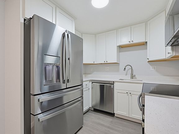 5th image of 108 Norton Ave APT 9