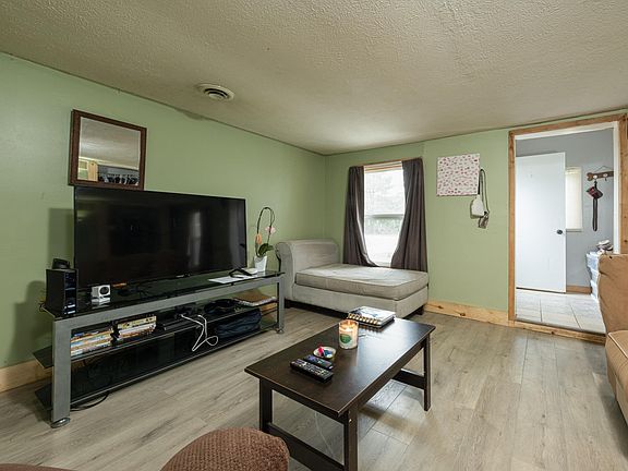 5th image of 110 N Orange St