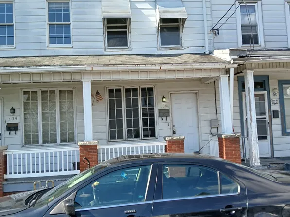 106 N Chestnut St, Mount Carmel, PA 17851