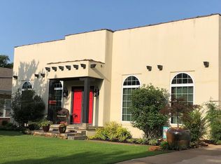 1122 N Main St, Sand Springs, OK 74063