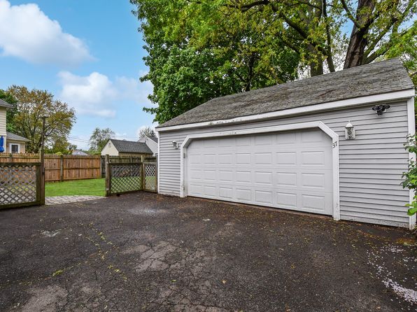37 Naubuc Ave, East Hartford, CT 06118