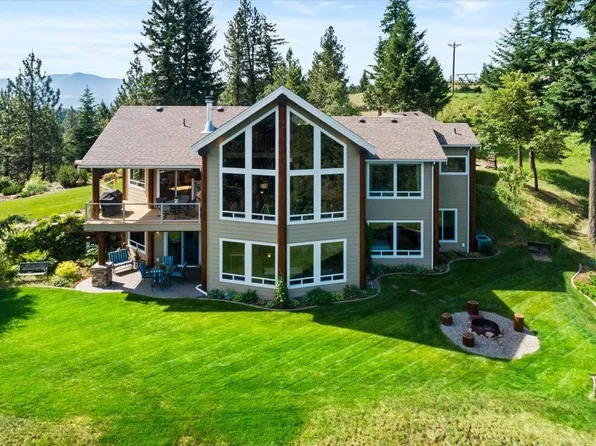 10211 N Genevieve Ln, Newman Lake, WA 99025