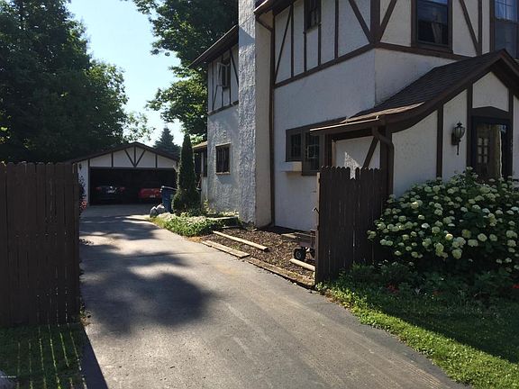 4th image of 58 N Hanchett St