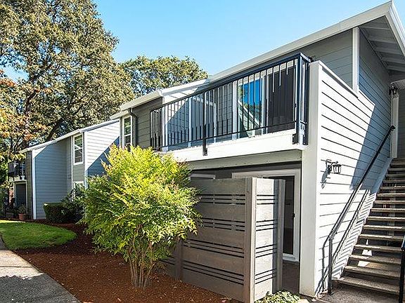 2nd image of 18505 SW Stubblefield Way #28
