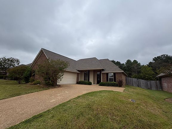 5th image of 112 Clearview Dr E